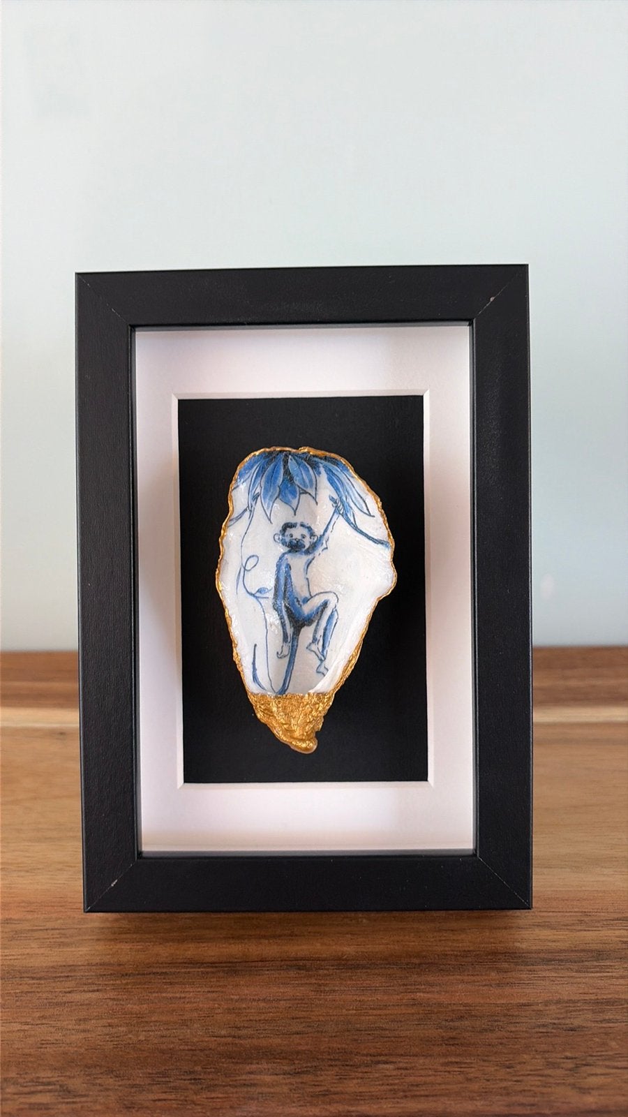 Lijstje met Delftsblauwe Oester Aapje, Ophalen of Verzenden, Zo goed als nieuw, Hout