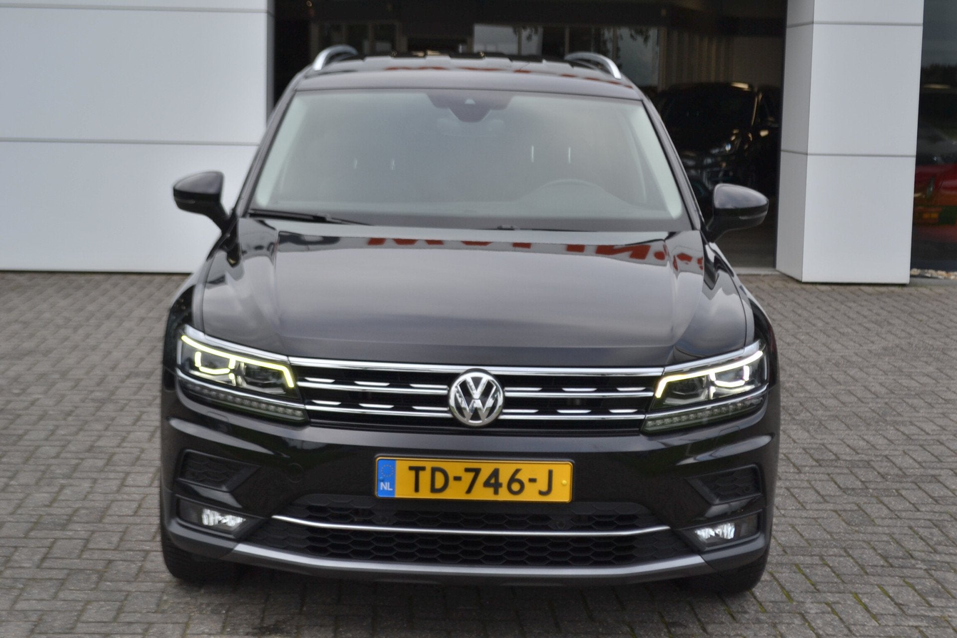Volkswagen Tiguan Allspace 1.4 TSI Highline 7persoons! | Lee, Auto's, Dealer onderhouden, 15 km/l, 4 cilinders, 150 pk