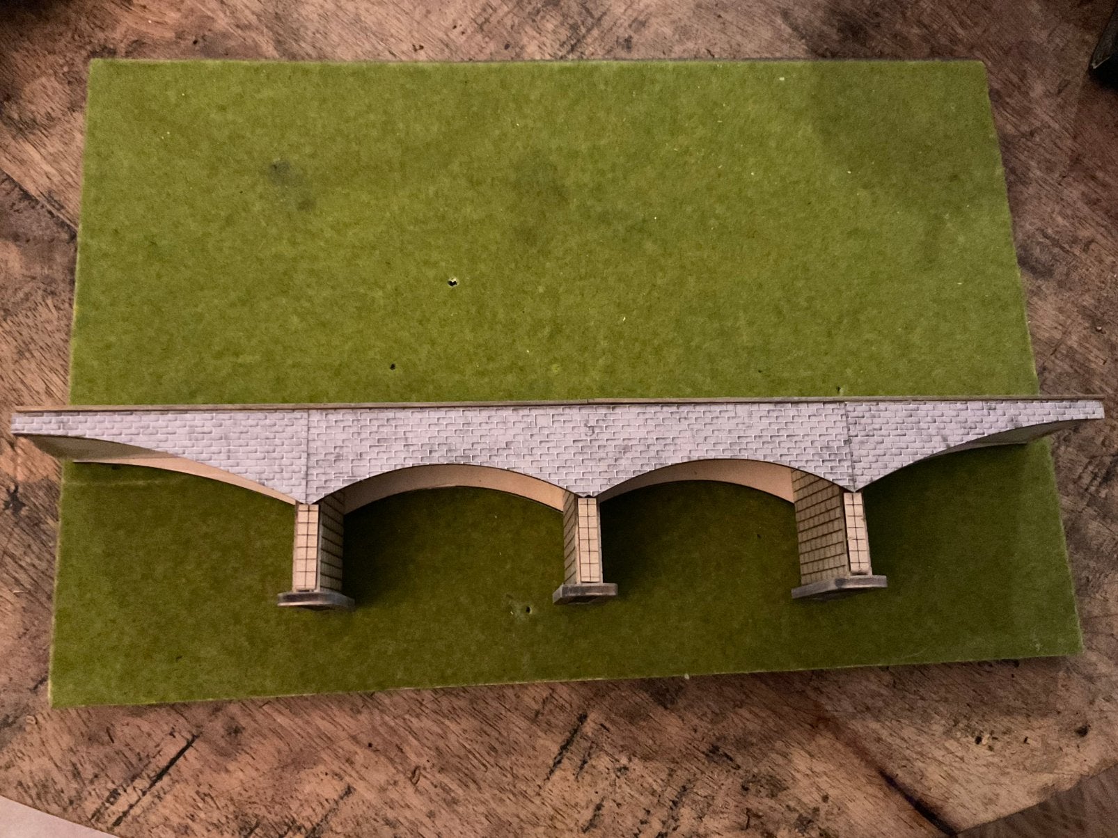 N spoor oude stenen brug bouwpakket  (prijs excl. redutex)., Overige merken, Gelijkstroom of Wisselstroom, Brug, Tunnel of Gebouw
