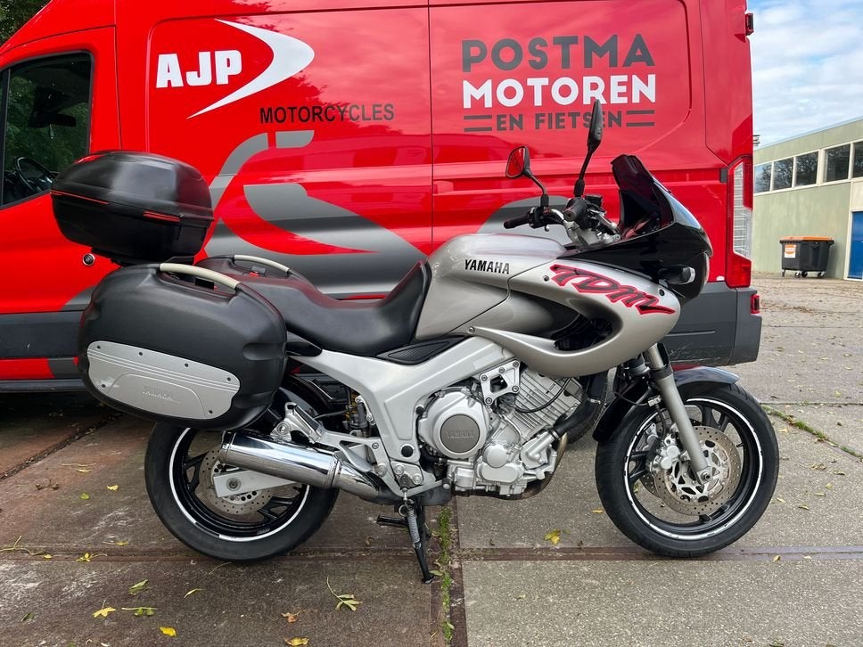 YAMAHA TDM 850 (bj 2000), 2 cilinders, 849 cc, Motorrijbewijs A, Bedrijf