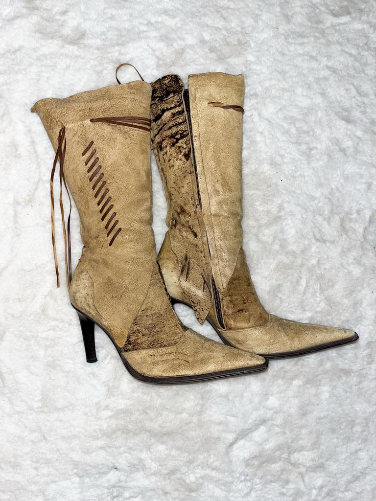 Unieke Hakken Maat 39 Vera Gomma, Kleding | Dames, Schoenen, Beige, Ophalen of Verzenden, Zo goed als nieuw, Schoenen met hoge hakken