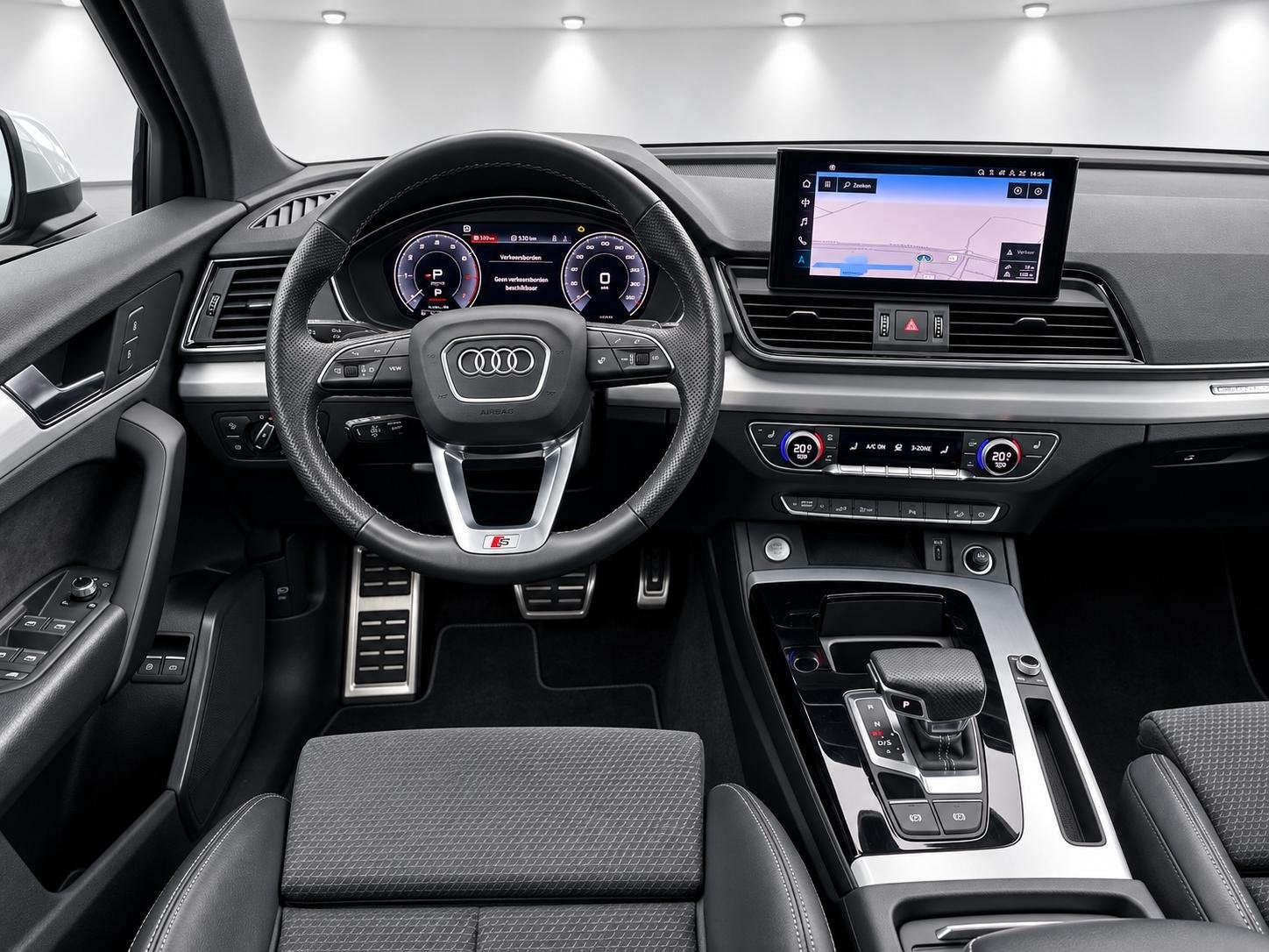 Audi Q5 Sportback 55 TFSI e S edition S Line Head Up Matrix, Auto's, Automaat, Dealer onderhouden, 14 kWh, Gebruikt