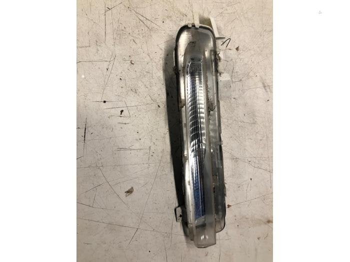 Mistlamp rechts-voor van een Volvo V40, Gebruikt, -, -, Ophalen of Verzenden