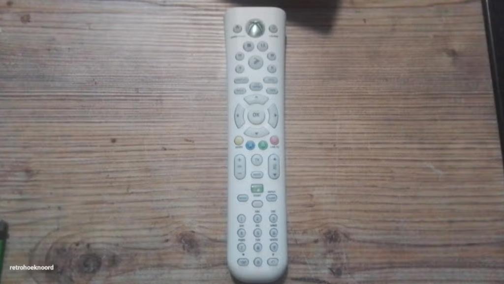 Xbox 360 Afstandsbediening, Spelcomputers en Games, 1 speler, Ophalen of Verzenden, Zo goed als nieuw, Vanaf 18 jaar