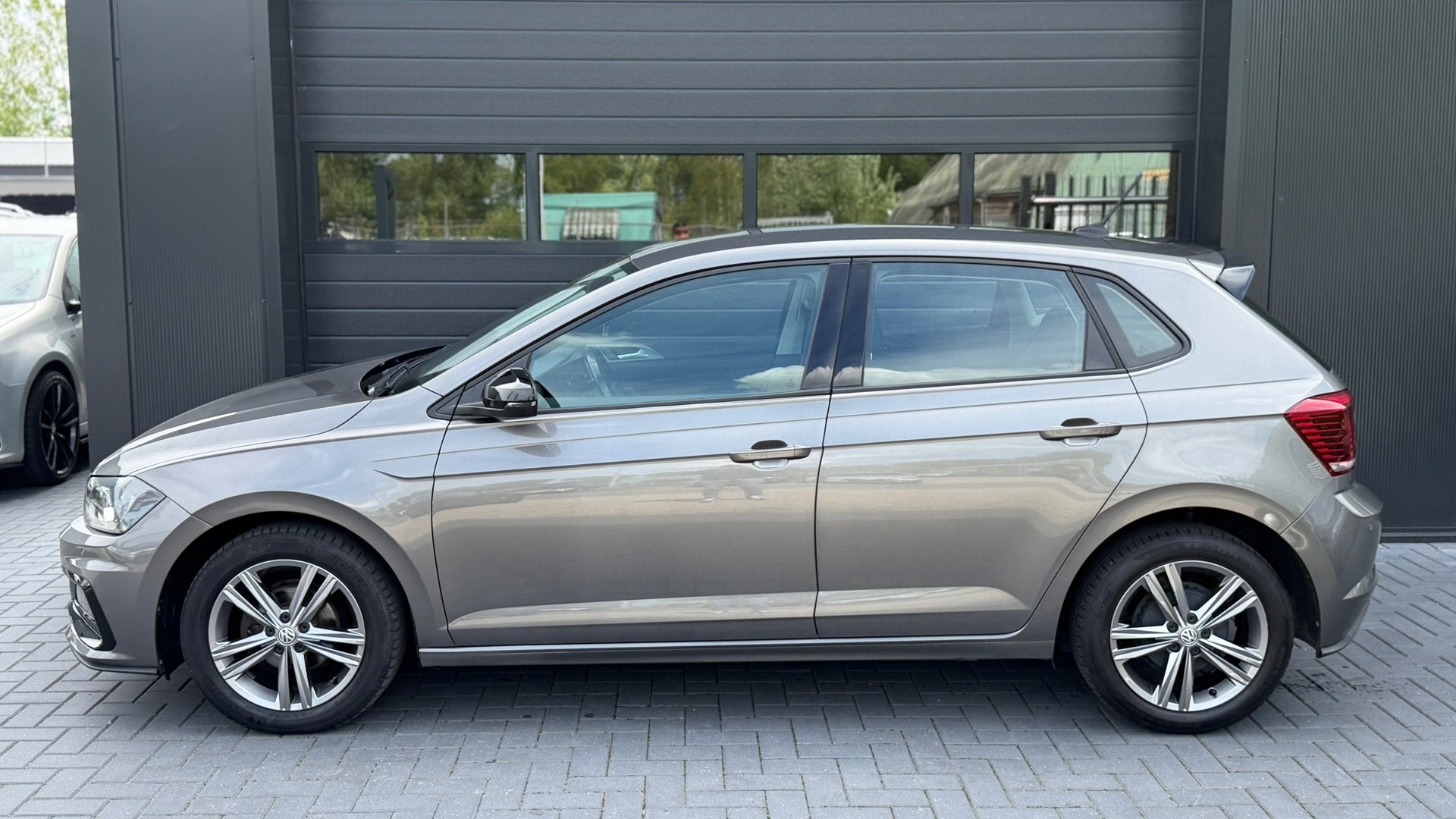 Volkswagen POLO 1.0 TSI Comfortline R-Line|Airco|PDC, Auto's, Gebruikt, Euro 6, 95 pk, Bedrijf
