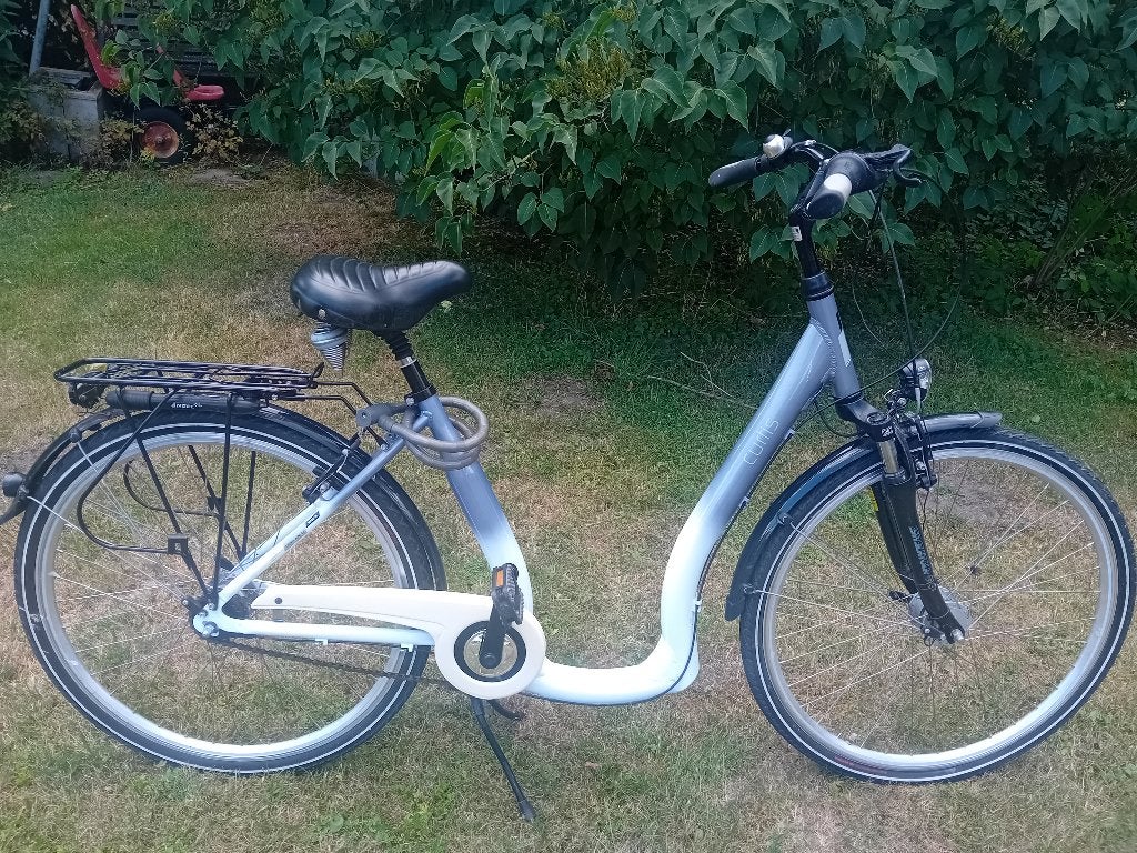 Damesfiets 28 inch lage instap / moederfiets, Fietsen en Brommers, Ophalen, Zo goed als nieuw, Overige merken