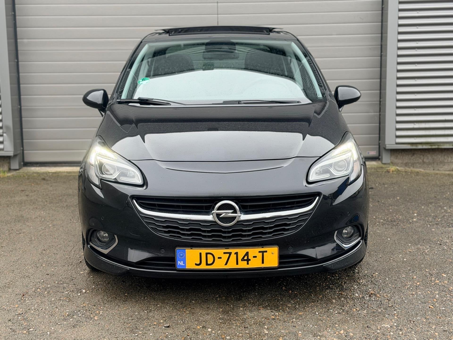 Opel Corsa 1.4 Automaat|Pano|acc, Auto's, Dealer onderhouden, Gebruikt, 4 cilinders, Leder en Stof