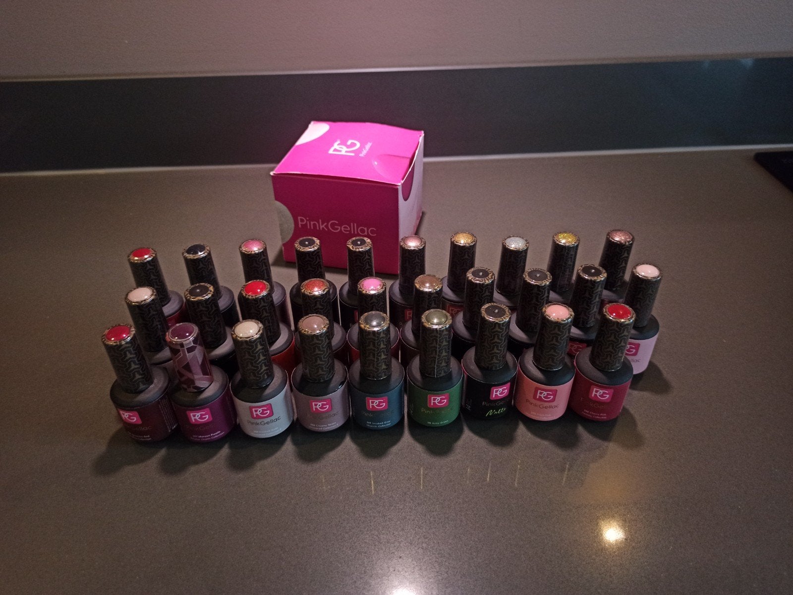 Pink Gellac Gelnagellak Collectie - 29 stuks diverse Kleuren, Ophalen of Verzenden, Zo goed als nieuw, Overige kleuren, Handen en Nagels
