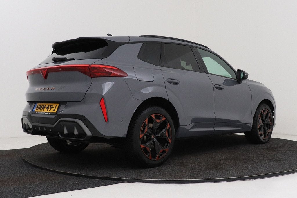 Cupra Terramar 1.5 TSI e-Hybrid VZ Performance | Sennheiser, Auto's, Cupra, 4 cilinders, 2000 kg, Leder en Stof, Hybride Elektrisch/Benzine