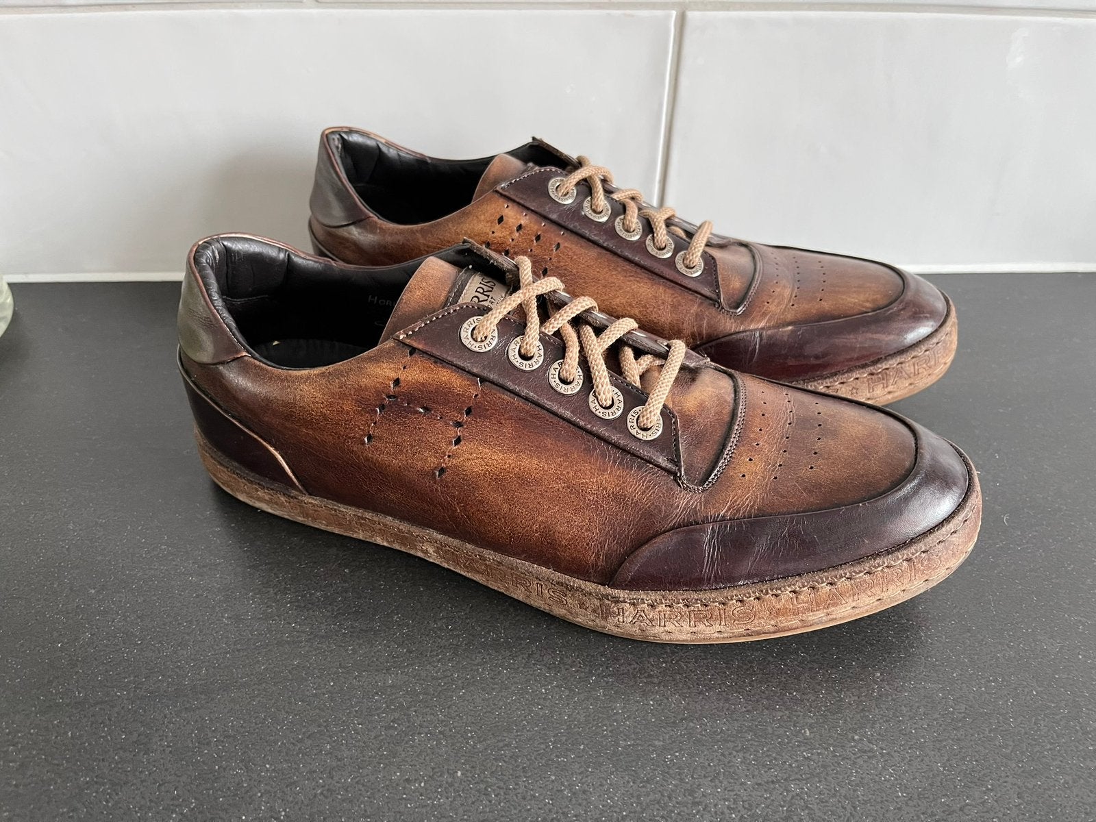 Harris sneakers maat 8 / 42 weinig gedragen, Kleding | Heren, Bruin, Ophalen of Verzenden, Harris, Harris