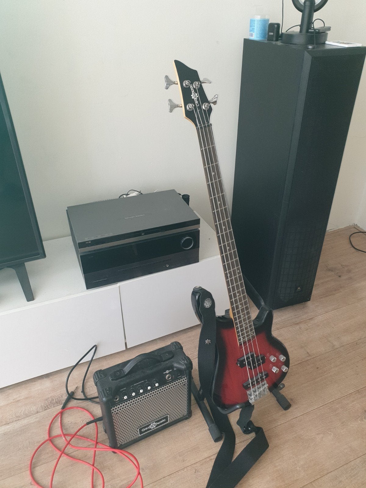 Basgitaar Gear4music met versterker ., Muziek en Instrumenten, Ophalen of Verzenden, Gebruikt, Elektrisch