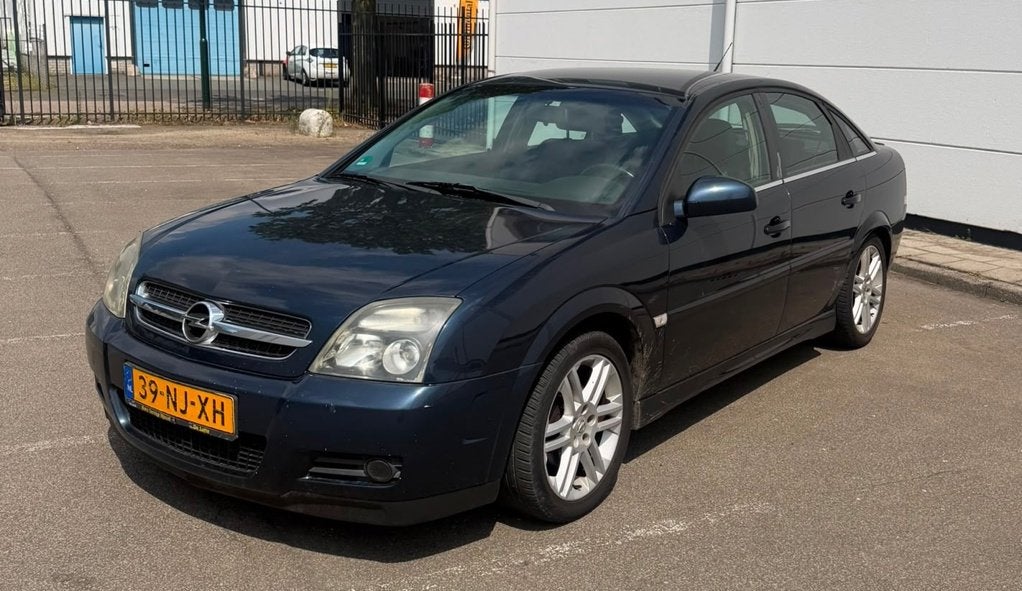Opel Vectra GTS 2.2-16V Nap Apk 29-01-2027 Trekhaak Leuke Au, Auto's, Voorwielaandrijving, Gebruikt, 715 kg, Blauw