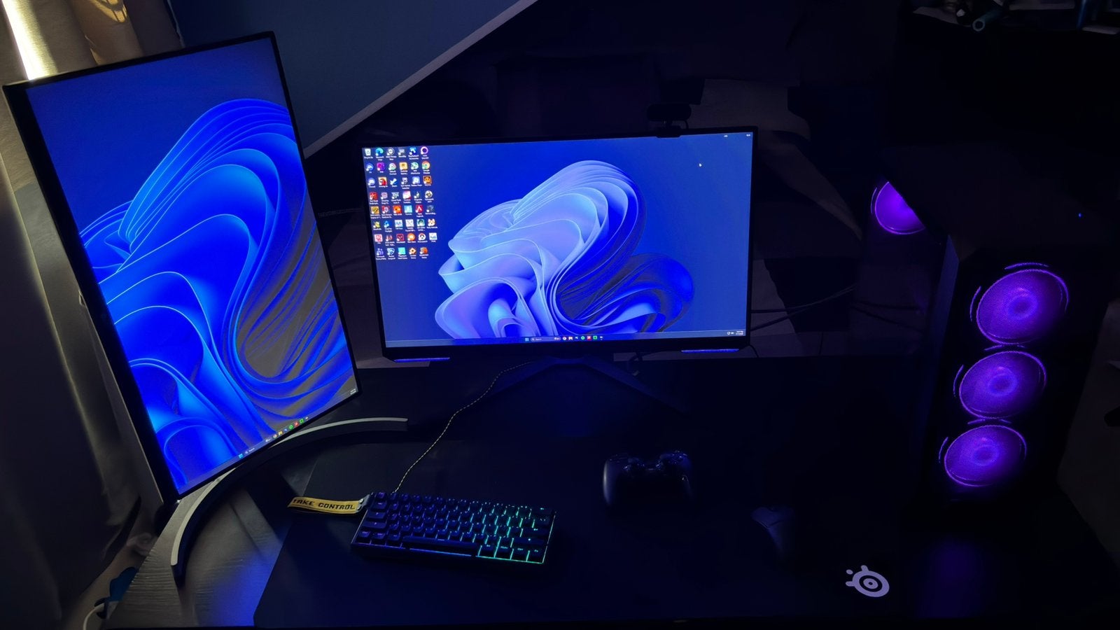 Gaming pc + monitoren, Ophalen, Online, Overige genres, 1 speler