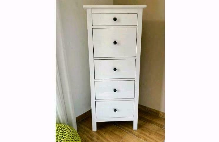 Witte Ikea Hemnes ladenkast in nieuwstaat ladekast, Ophalen, 50 tot 100 cm, Zo goed als nieuw, 3 of 4 laden