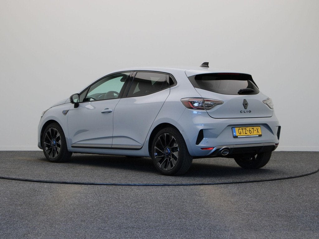 Renault Clio TCe 90pk esprit Alpine | BOSE | Stoel- en stuur, Voorwielaandrijving, Gebruikt, Euro 6, Leder en Stof