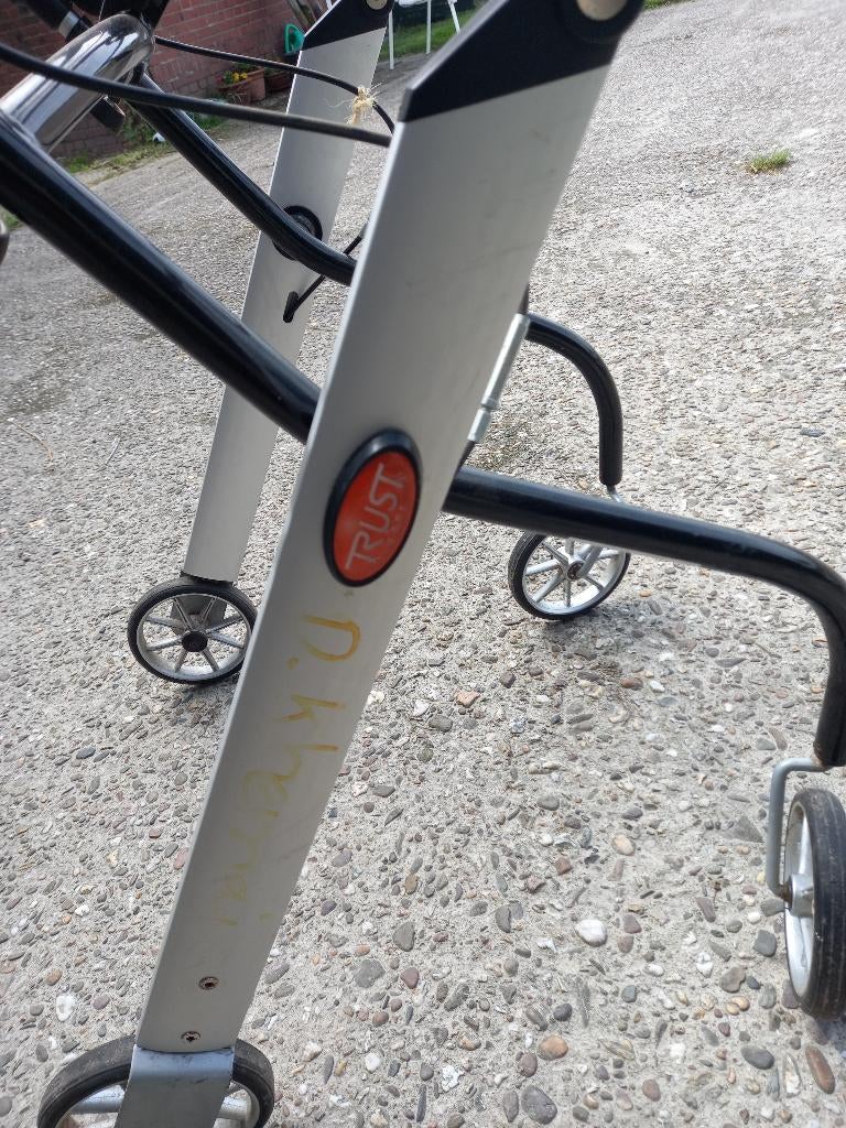 Rollator, Diversen, Ophalen, Opvouwbaar, Gebruikt
