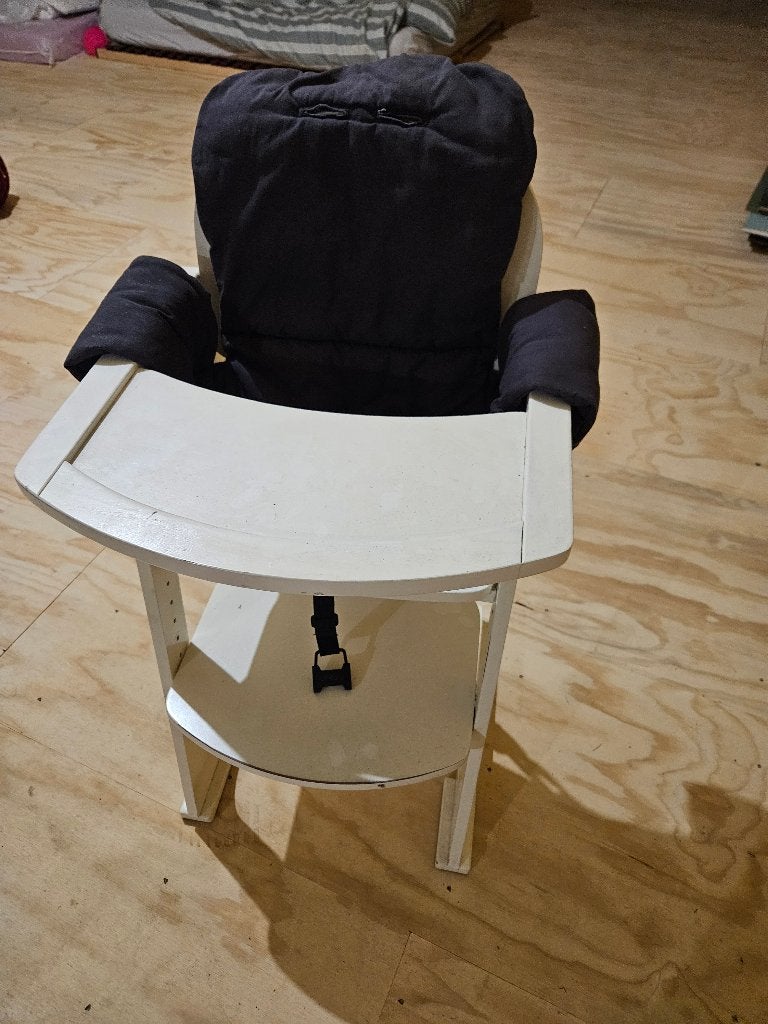 kinderstoel met stoelverkleiner, Kinderen en Baby's, Ophalen of Verzenden, Gebruikt, Overige typen, Gordel(s)