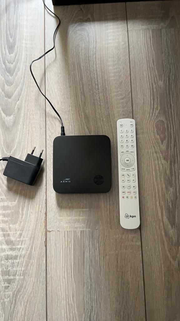 KPN TV Decoder Arris met afstandsbediening, Audio, Tv en Foto, Decoders en Harddiskrecorders, Gebruikt, Decoder, Ophalen of Verzenden