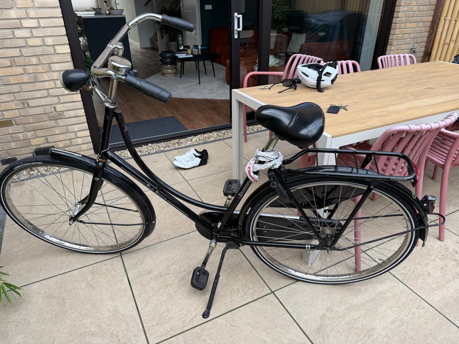 Foto 5 van Batavus Damesfiets - Klassiek Zwart Model