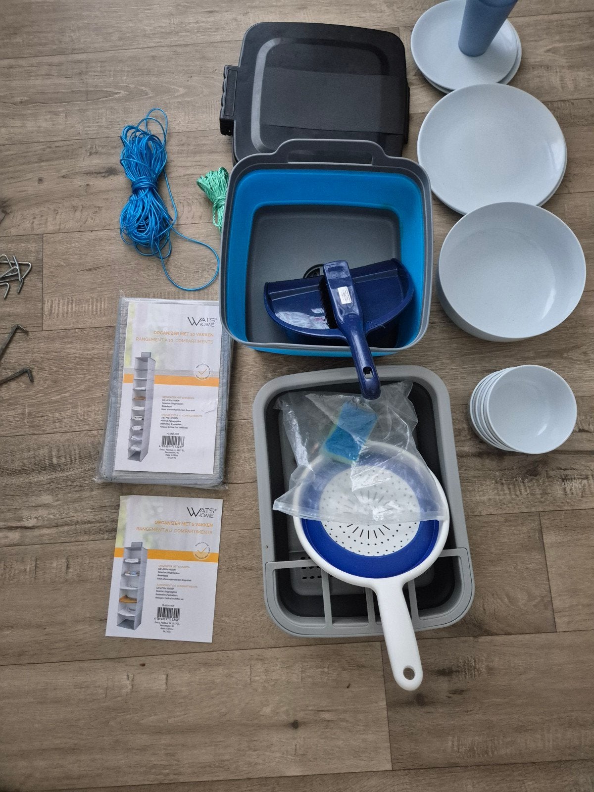 Kampeerkeuken set: servies, afwasbak, afdruiprek en meer, Caravans en Kamperen, Ophalen of Verzenden, Zo goed als nieuw