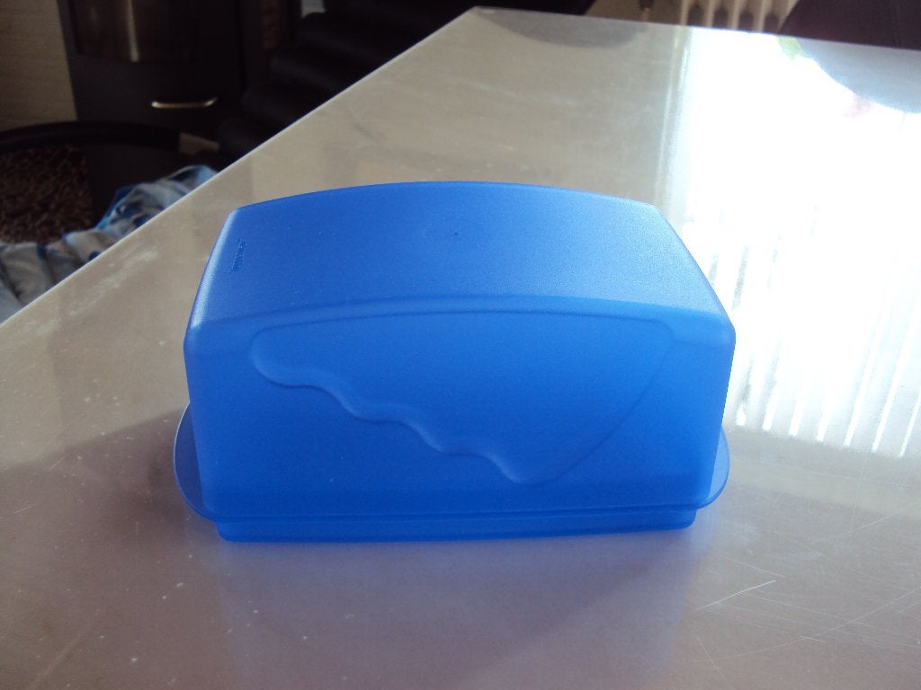 tupperware kaasbakje, Huis en Inrichting, Keuken | Tupperware, Ophalen, Zo goed als nieuw, Blauw, Botervloot
