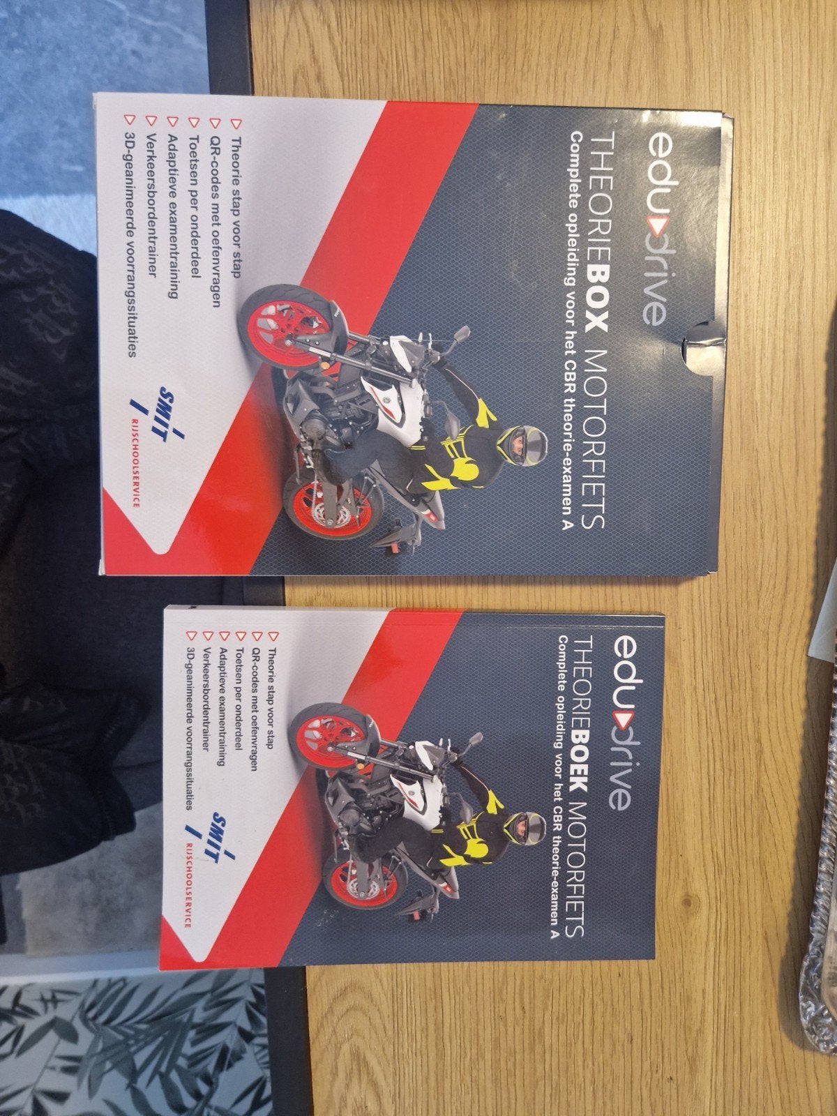 Motor theorieboeken EduDrive met ongebruikte QR codes, Ophalen of Verzenden, Overige merken