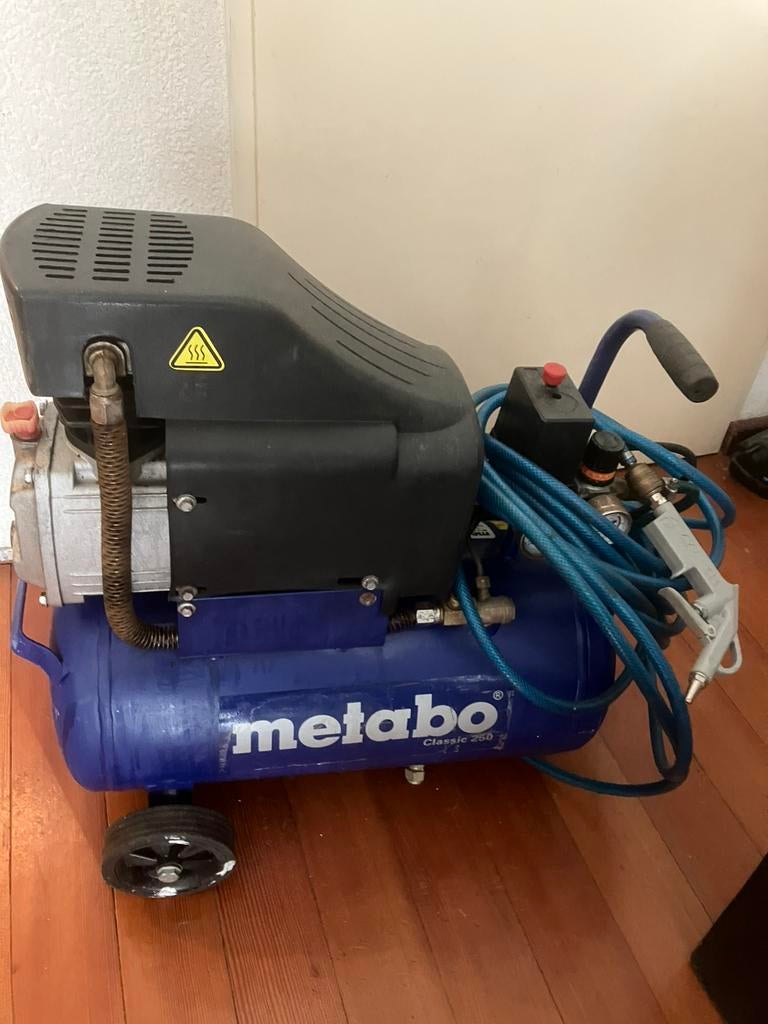 Metabo compressor, Doe-het-zelf en Verbouw, Ophalen of Verzenden, Zo goed als nieuw