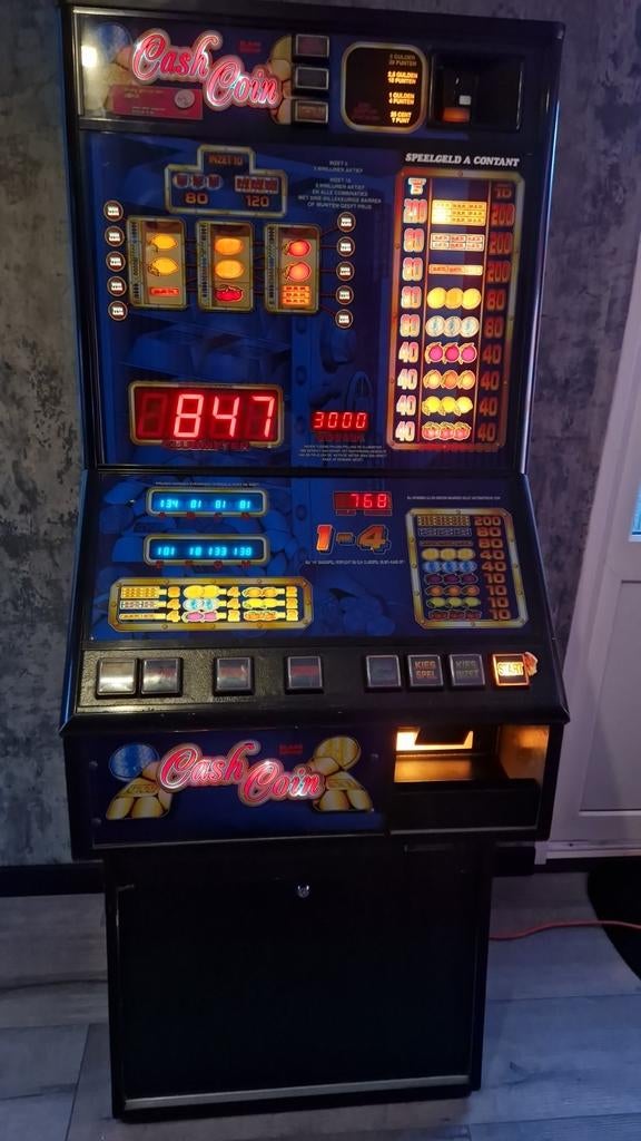 Cash Coin gokkast - Boven- en onderspel, speelt op euro,s, Verzamelen, Automaten | Gokkasten en Fruitautomaten, Euro, Ophalen