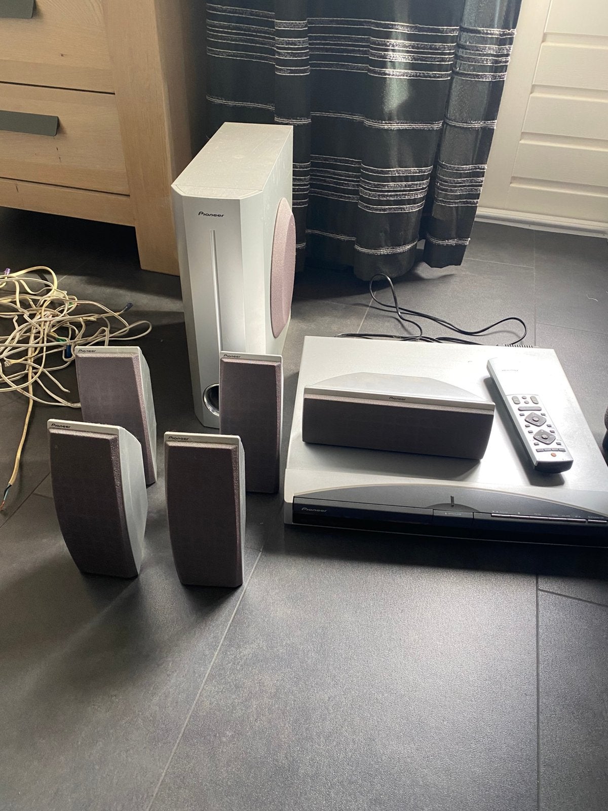 Voor HOBBYIST: Pioneer Home Cinema met 5 speakers en subwoof, Ophalen, Pioneer, Dvd-speler, Gebruikt