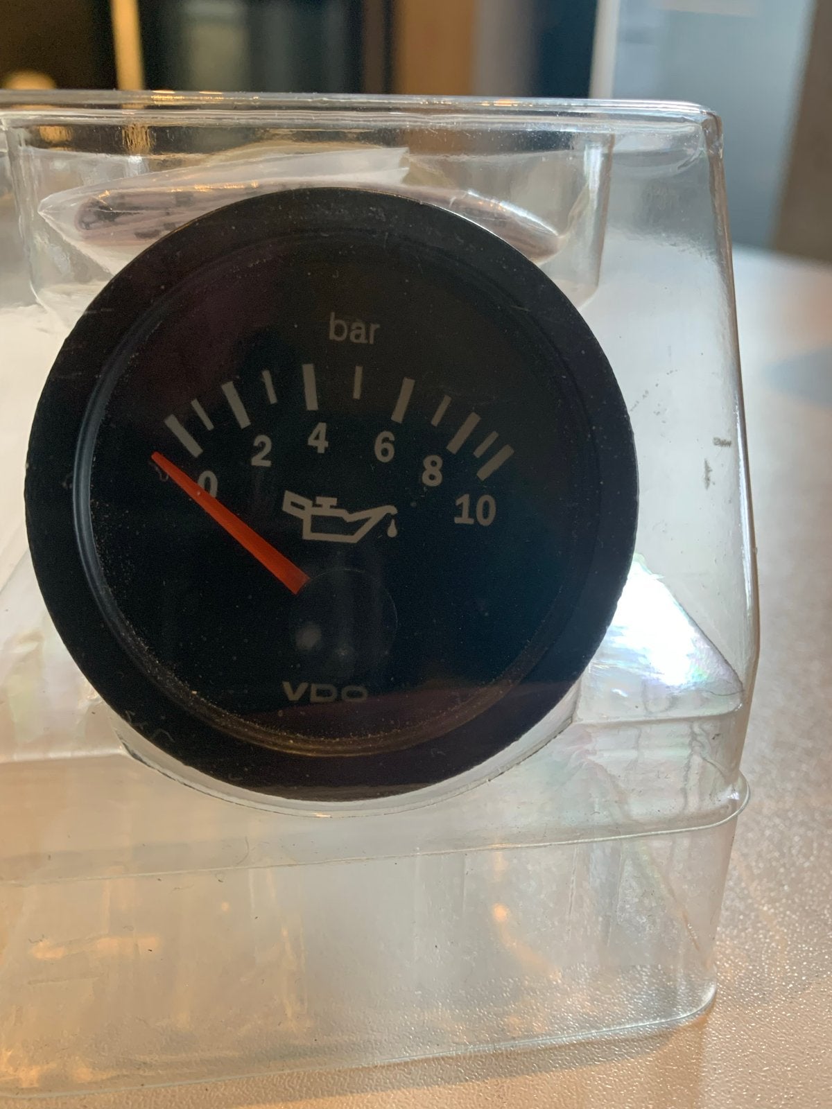 Nieuwe VDO Oliedrukmeter - In doos, Ophalen of Verzenden, Nieuw, Universele onderdelen