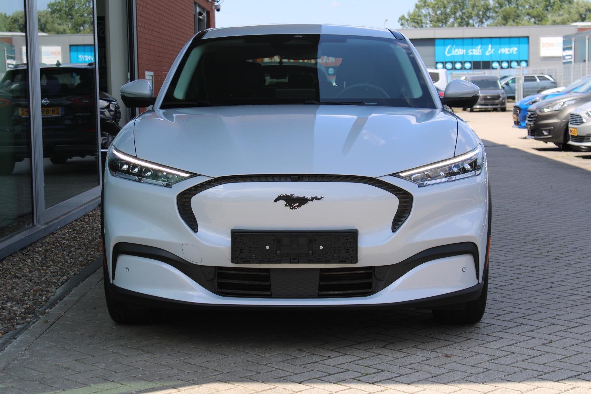 Ford Mustang Mach-E Extended RWD 98 kWh B&O Audio | SOH 95%, Auto's, Ford, Automaat, Gebruikt, 610 km, Wit