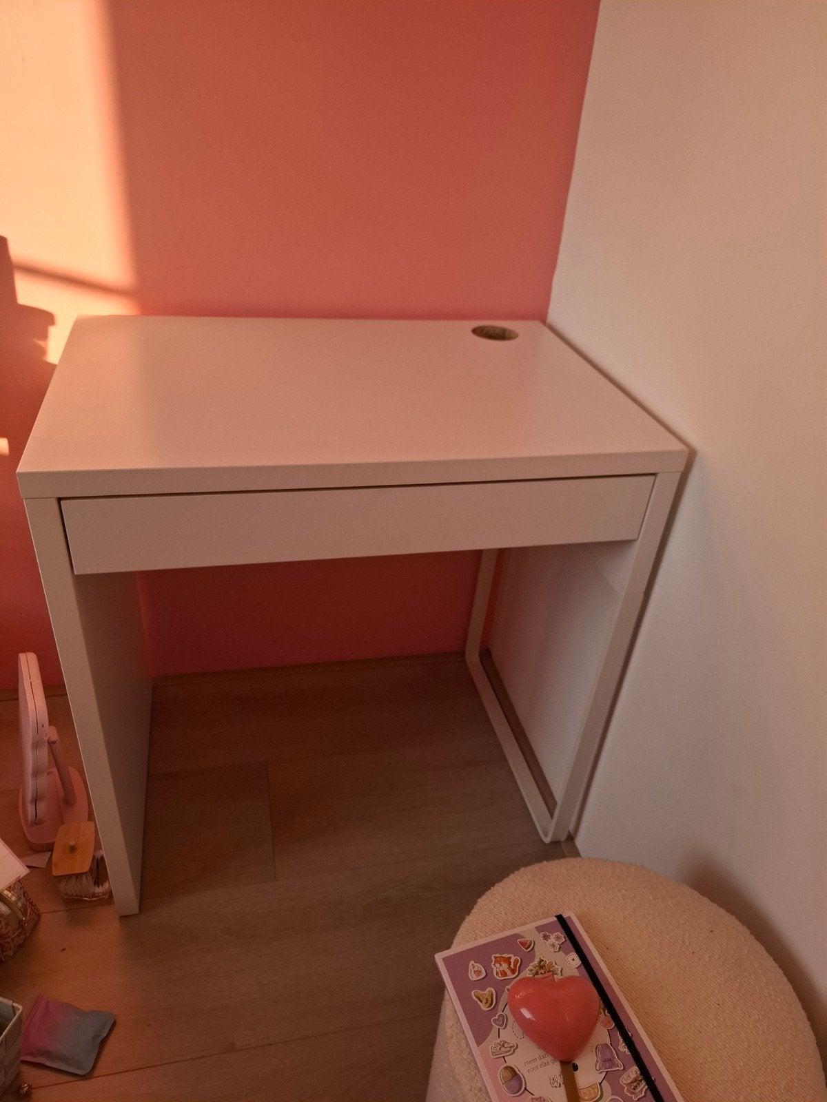 IKEA Kaptafel met lade - Compact en stijlvol, Ophalen, Minder dan 50 cm, Modern, Scandinavisch, Zo goed als nieuw