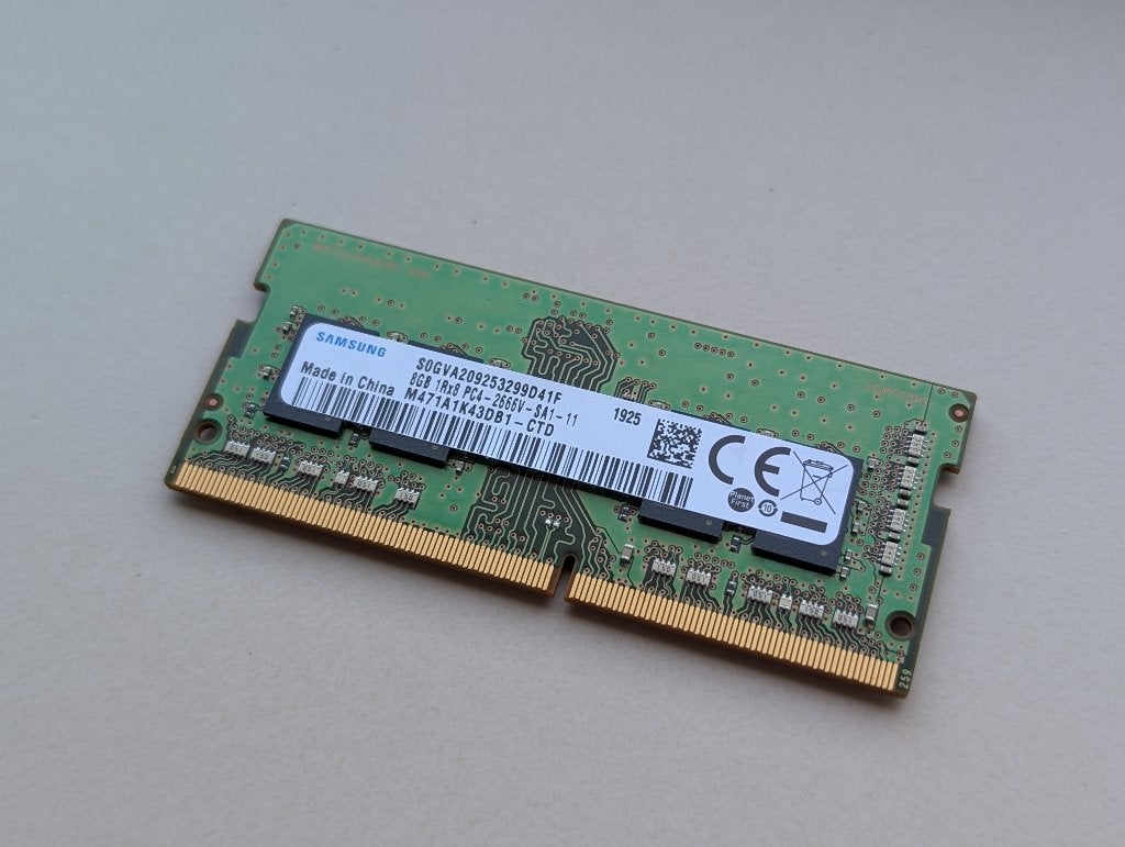 Samsung Werkgeheugen 8GB DDR4 (SODIMM), Computers en Software, RAM geheugen, DDR4, 8 GB, Ophalen of Verzenden, Zo goed als nieuw