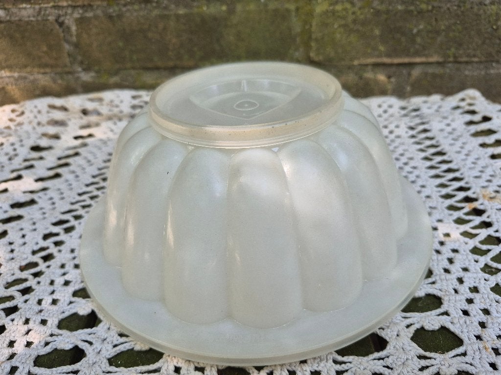 Tupperware puddingvorm, Huis en Inrichting, Gebruikt, Wit, Overige typen, Ophalen of Verzenden