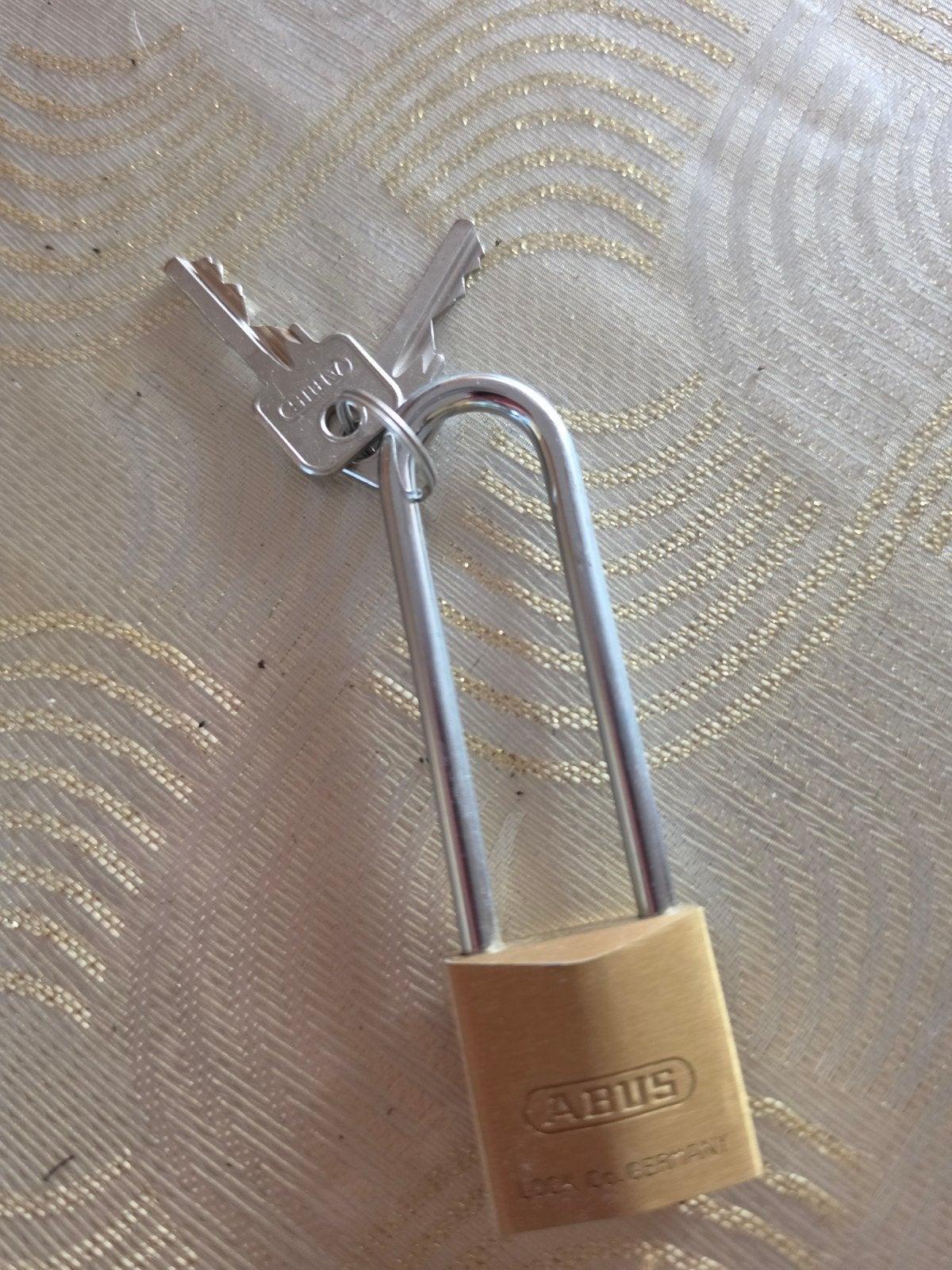 slot met sleutels hoge beugel merk Abus 85/30, Ophalen of Verzenden, Merk