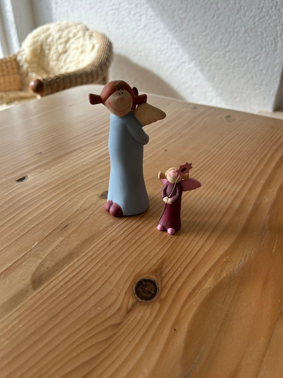 2 LIEFLIJKE KLEURIGE ENGELTJES MOEDER EN KIND, Diversen, Ophalen of Verzenden, Zo goed als nieuw