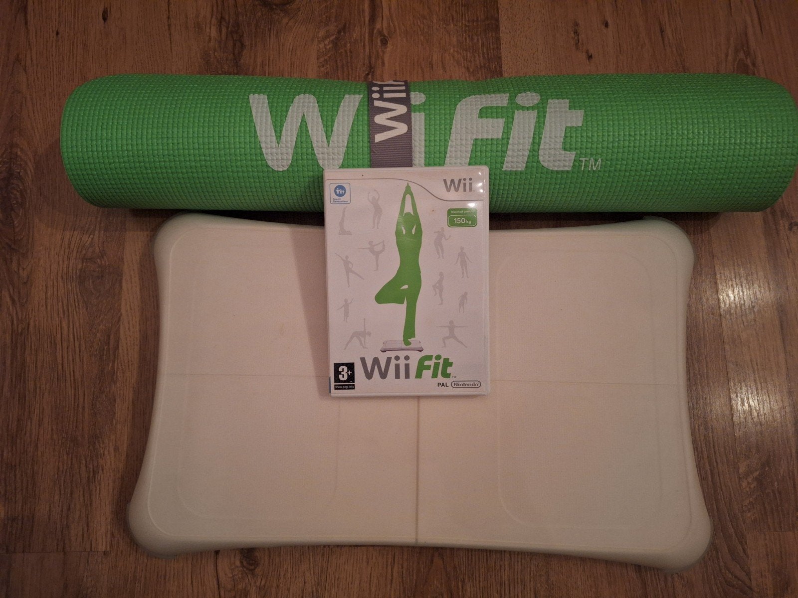 Wii Fit Balance Board met spel en yogamat, Spelcomputers en Games, Online, Ophalen of Verzenden, Zo goed als nieuw, Sport