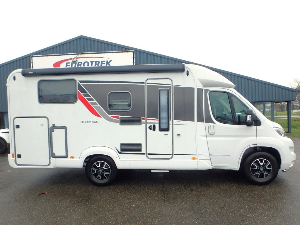 Bürstner Nexxo Van 620 T, Standaard zit, Luifel, 6 tot 7 meter, Bedrijf