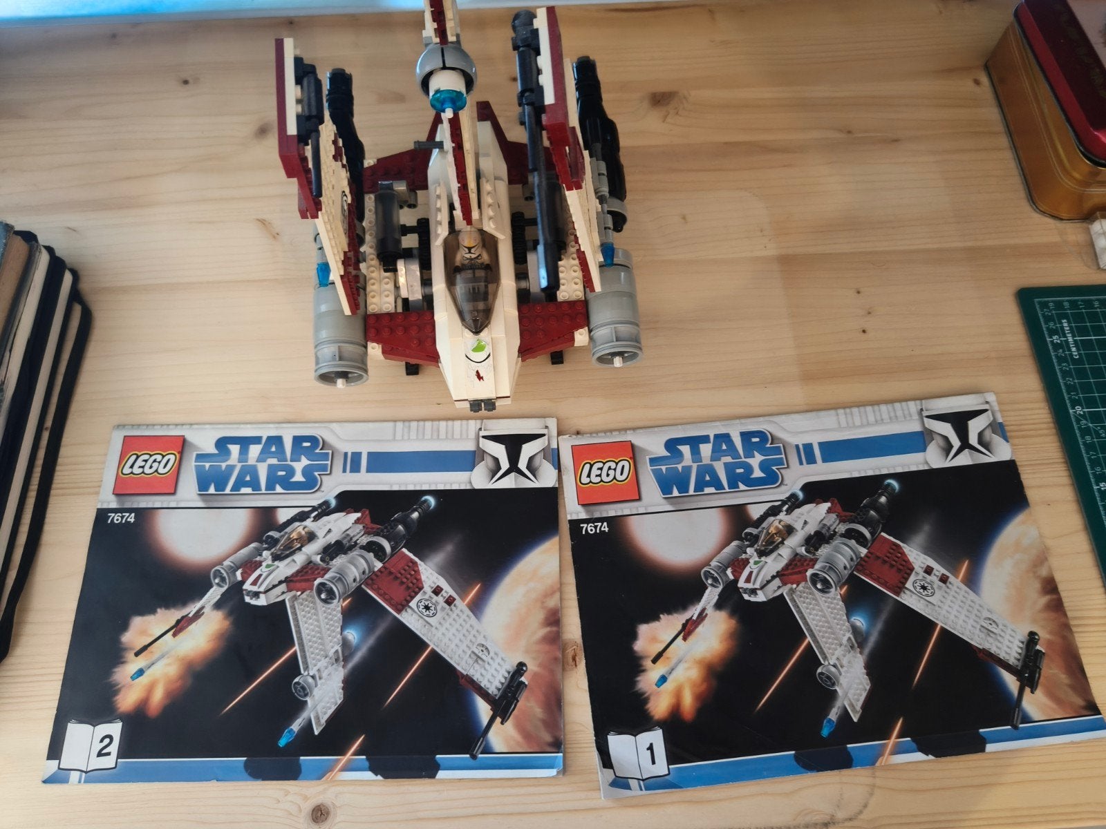 Foto 6 van LEGO Star Wars 7674 V-19 Torrent Starfighter met minifiguur
