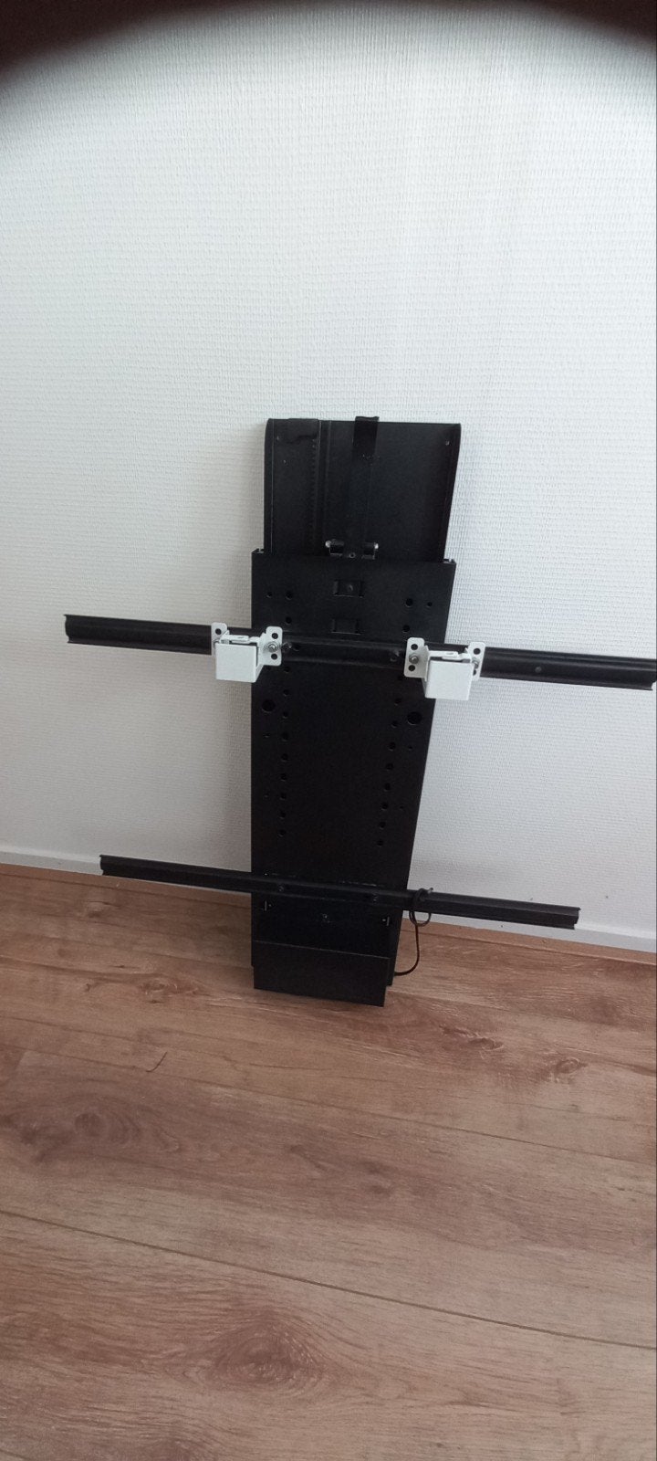 Tv lift . Zware uitvoering., Ophalen