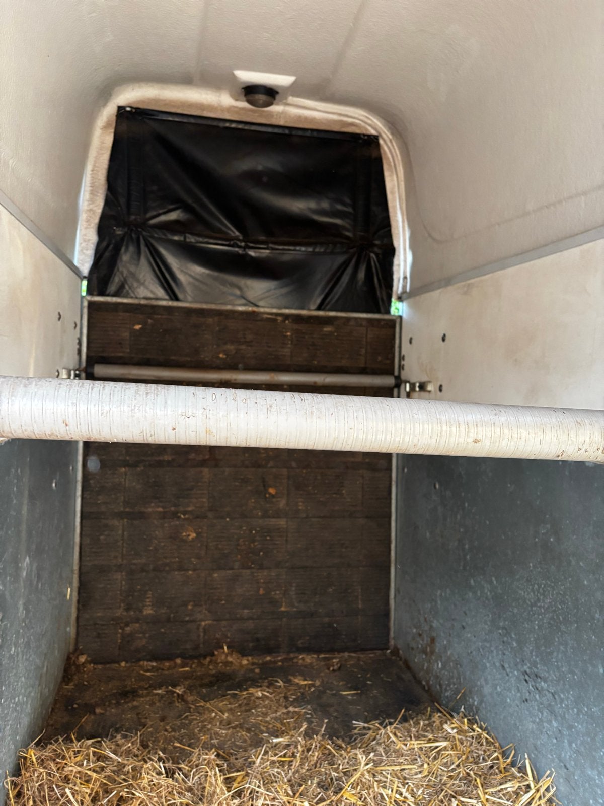 1,5 paards trailer te koop, Dieren en Toebehoren, Paarden en Pony's | Trailers en Aanhangwagens, Ophalen, Gebruikt, Hout, 1½-paards trailer