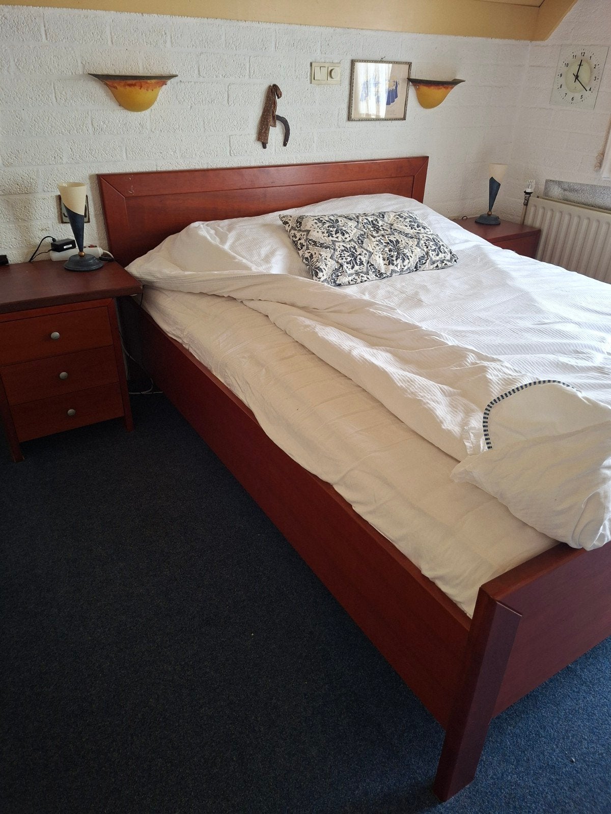 Slaapkamer, Ophalen, Gebruikt, Bruin, 210 cm