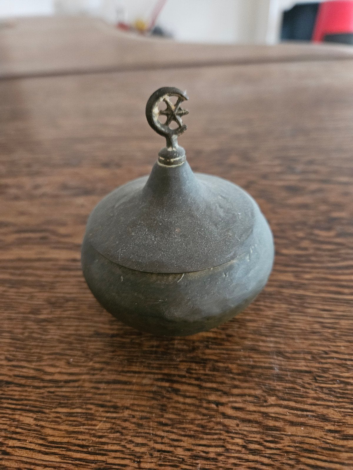 Antiek Oosters Doosje met Halve Maan en Ster, Antiek en Kunst, Ophalen of Verzenden