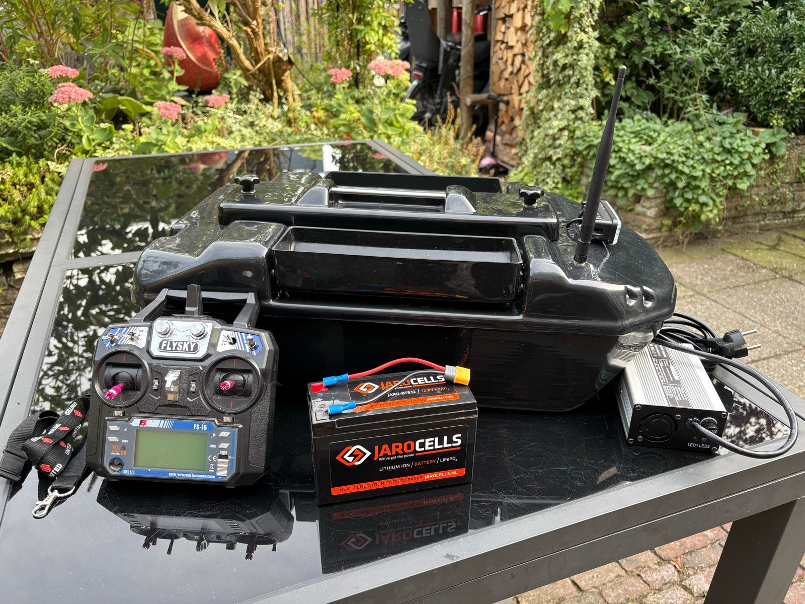 Nexus Baitboat met Raymarine Dragonfly 5 Pro - Compleet, Watersport en Boten, Ophalen, Zo goed als nieuw, Overige typen