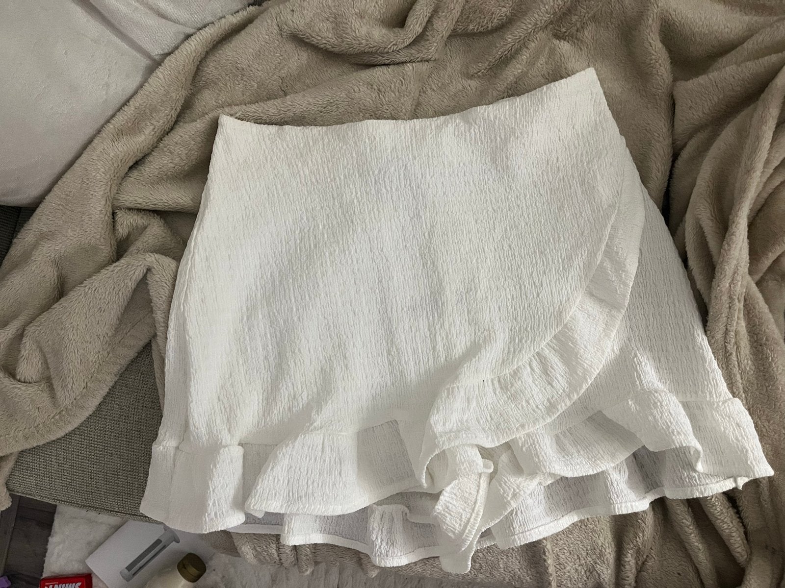 Witte skort met ruches - Amy & Ivy (The Sting), Maat 38/40 (M), Wit, Nieuw, Ophalen of Verzenden