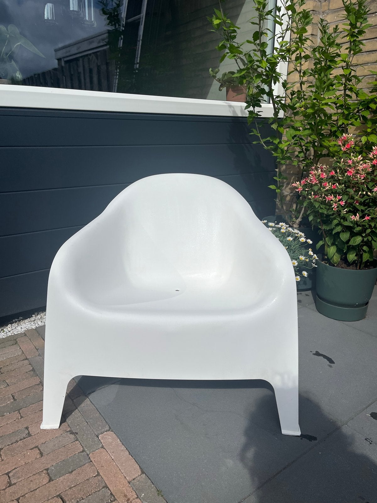 IKEA Fauteuil SKARPÖ, Ophalen, Gebruikt, Kunststof, Stapelbaar