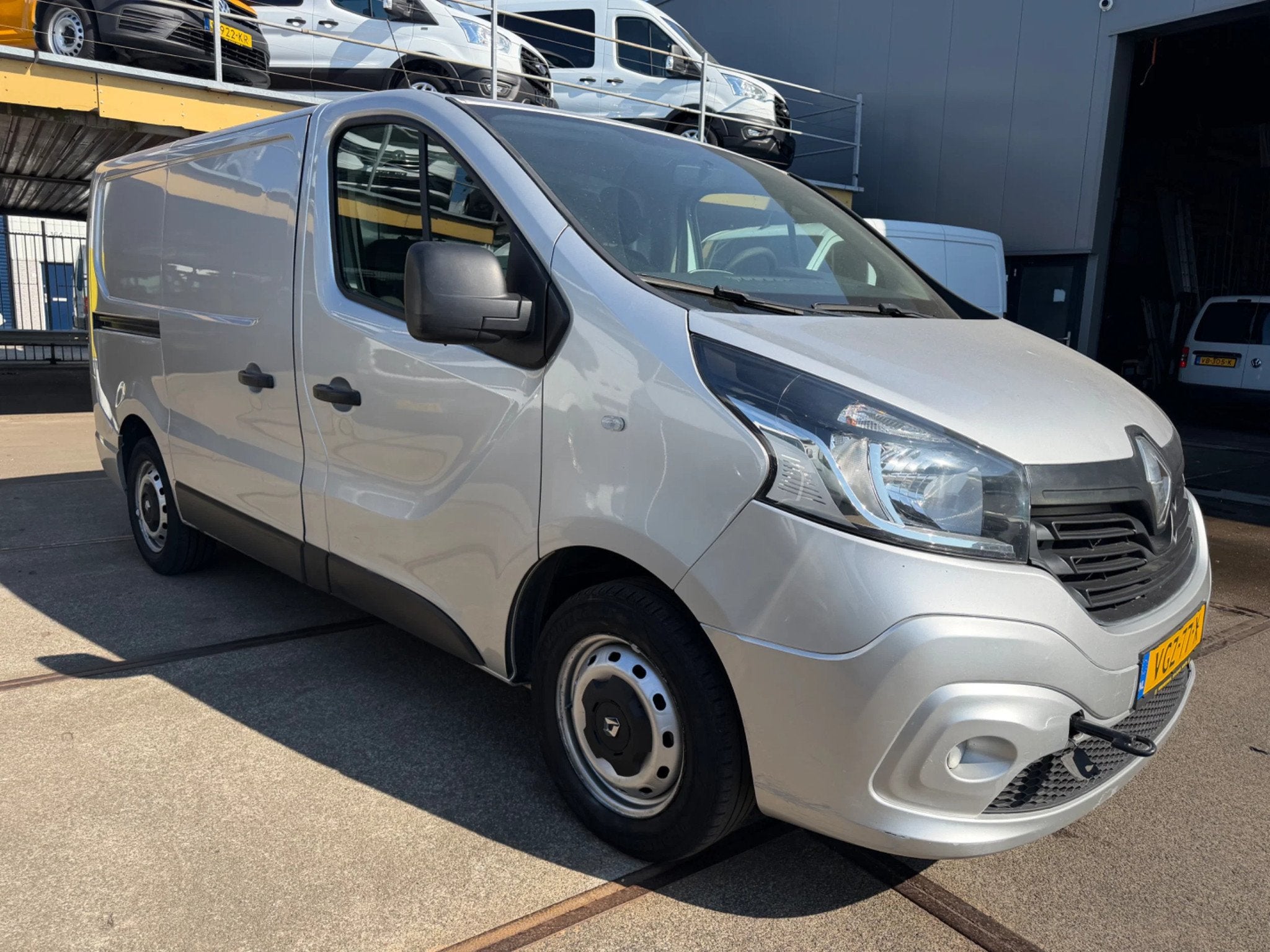 Renault Trafic 1.6DCI L1H1 Airco Navi Cruisecontrol EURO 6 M, Voorwielaandrijving, Gebruikt, Euro 6, Renault