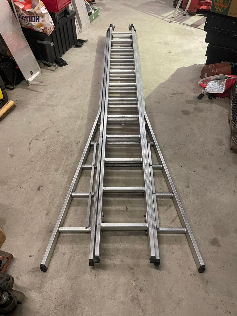 Telescoop/ uitschuif ladder 3x12 sporten werkhoogte 8/9M zga, Doe-het-zelf en Verbouw, Ladders en Trappen, Ophalen of Verzenden