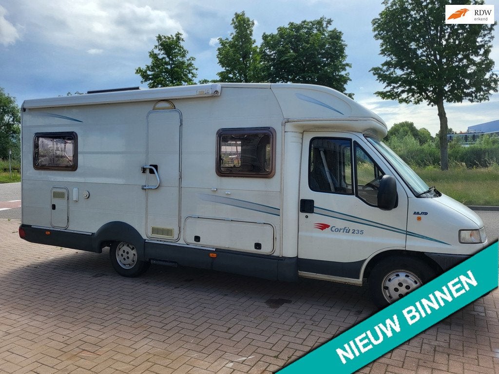 2.8JTD ROLLER TEAM corfu FACE TO FACE, Caravans en Kamperen, Overige merken, Ringverwarming, Airbags, 6 tot 7 meter