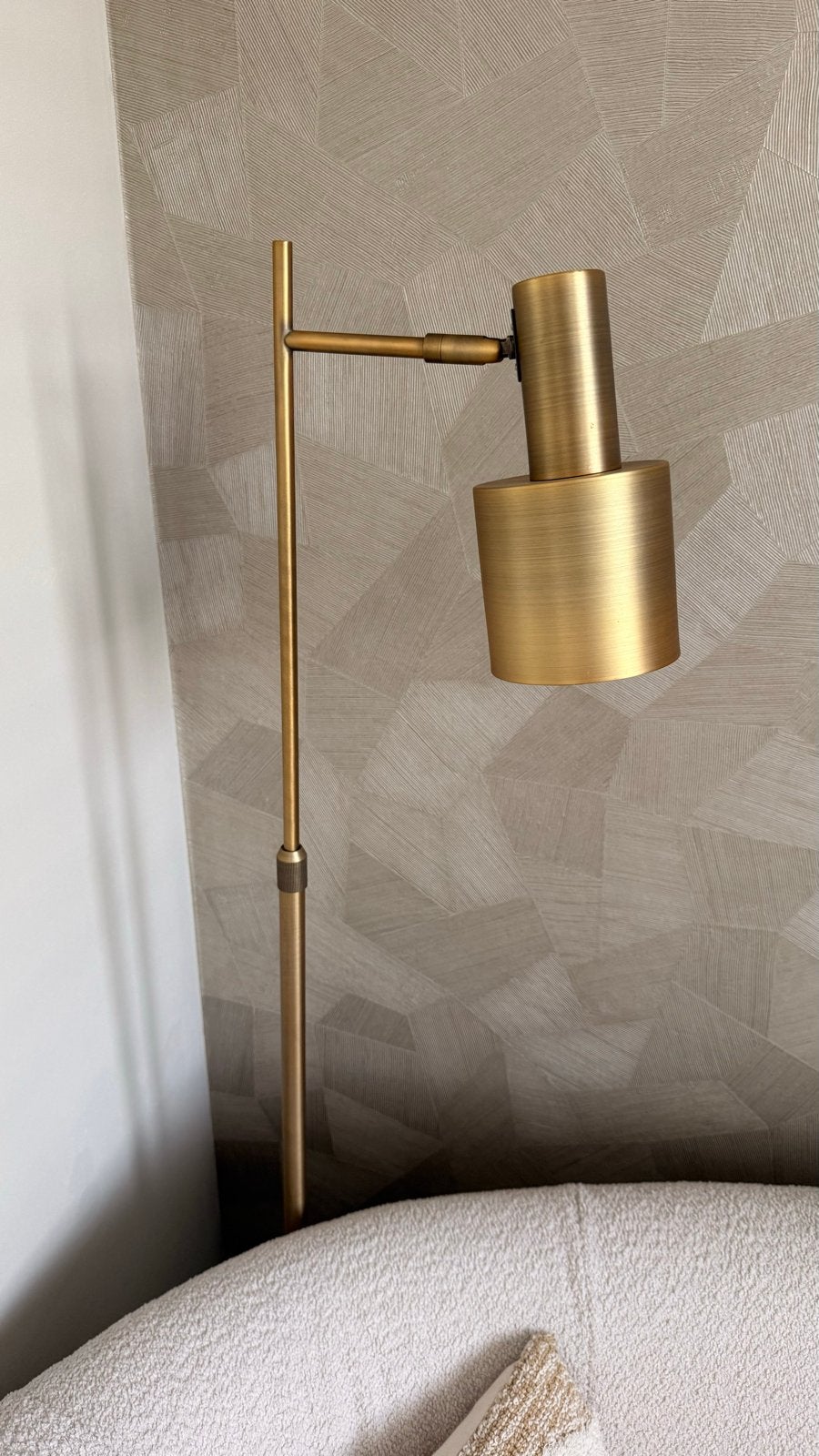 KARWEI vloerlamp Nordin messing - Stijlvolle leeslamp, 100 tot 150 cm, Ophalen of Verzenden, Zo goed als nieuw, Metaal